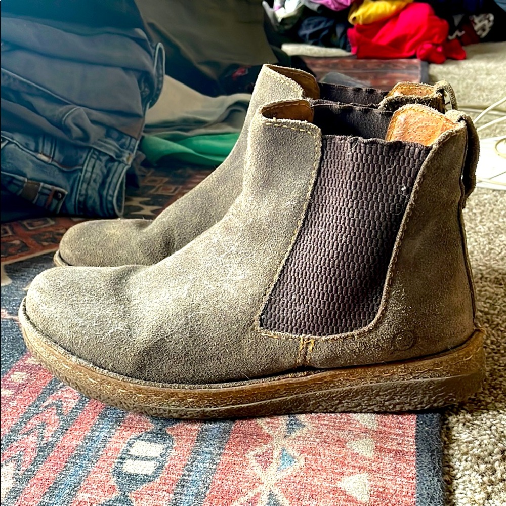 Brown Suede Born Faline Boots